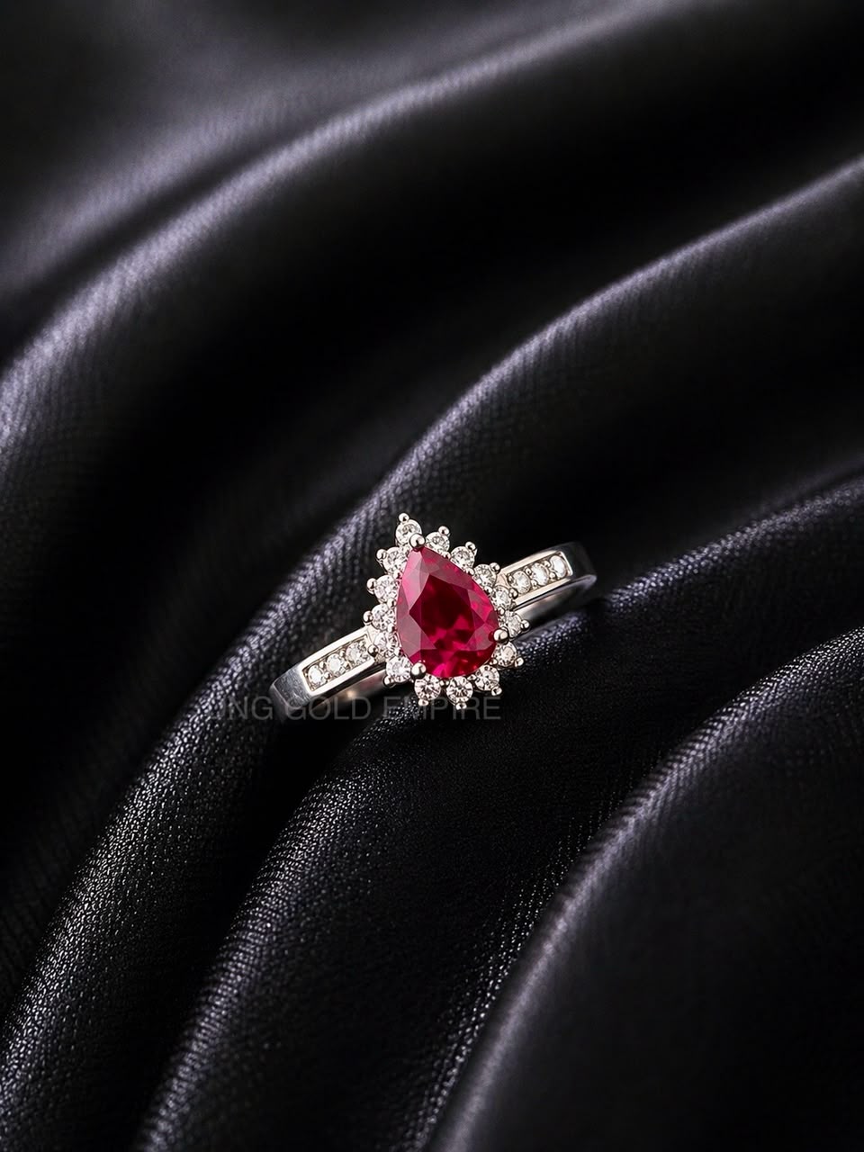 Cincin Batu Permata