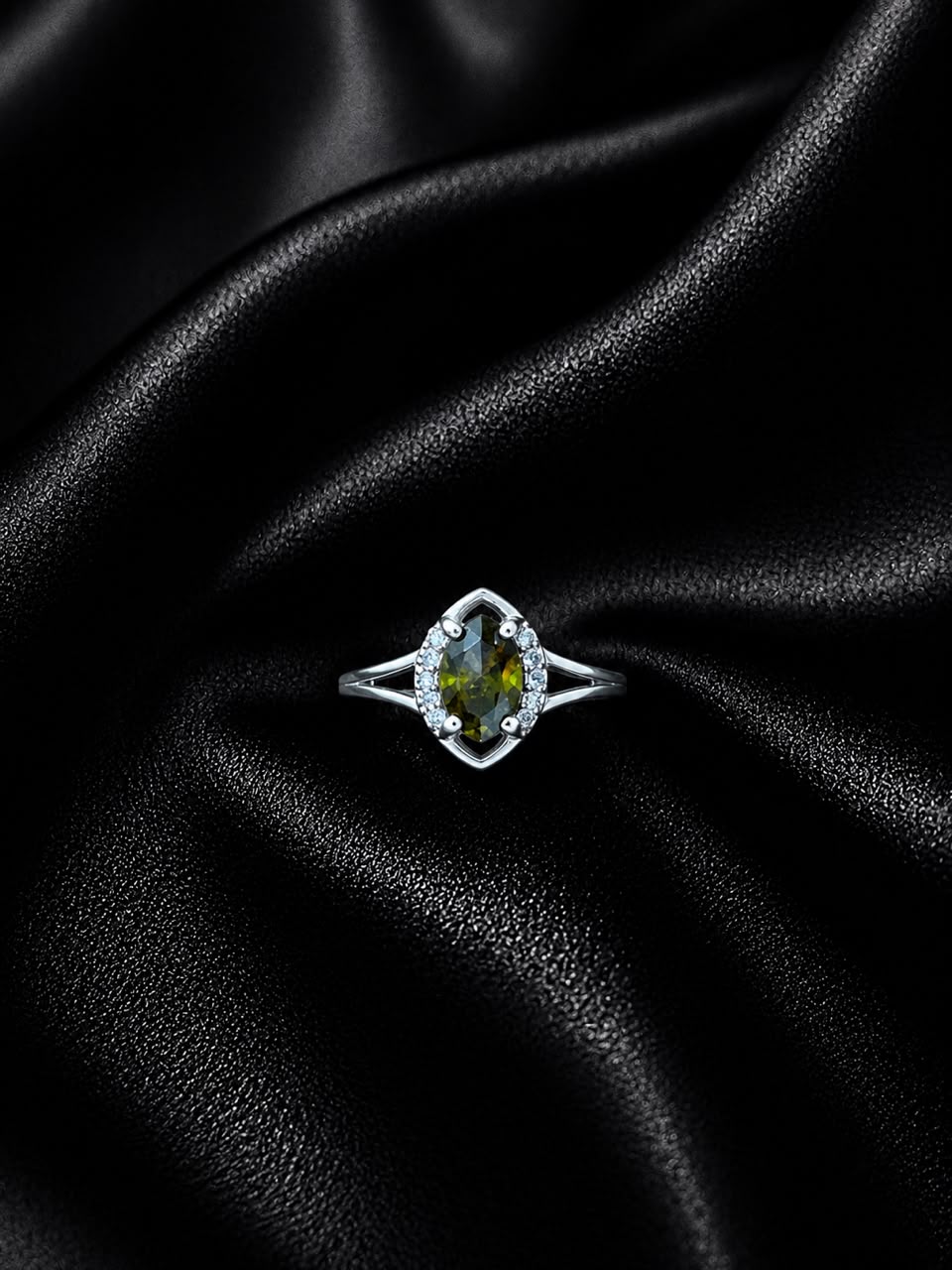 Cincin Batu Permata