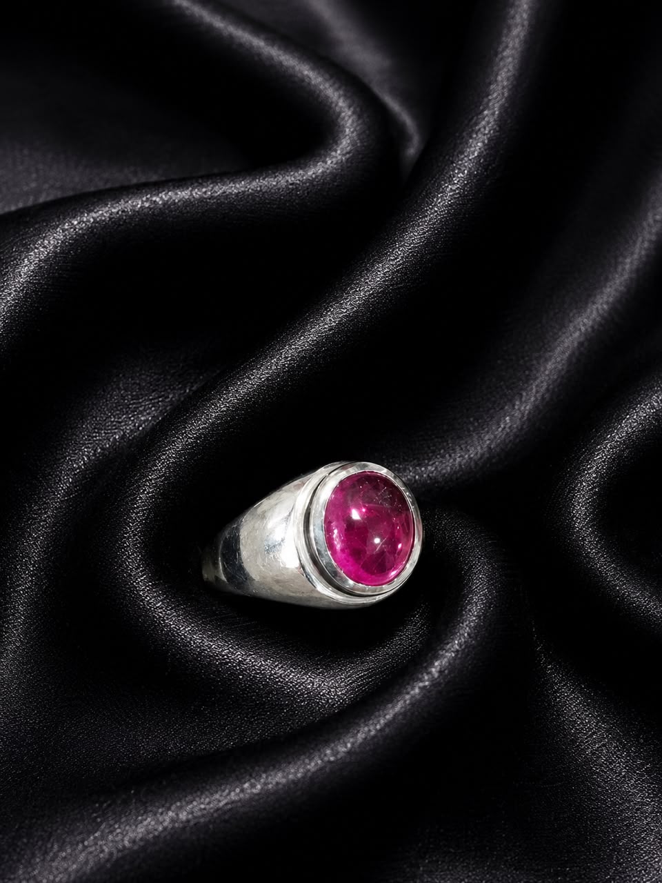 Cincin Batu Delima