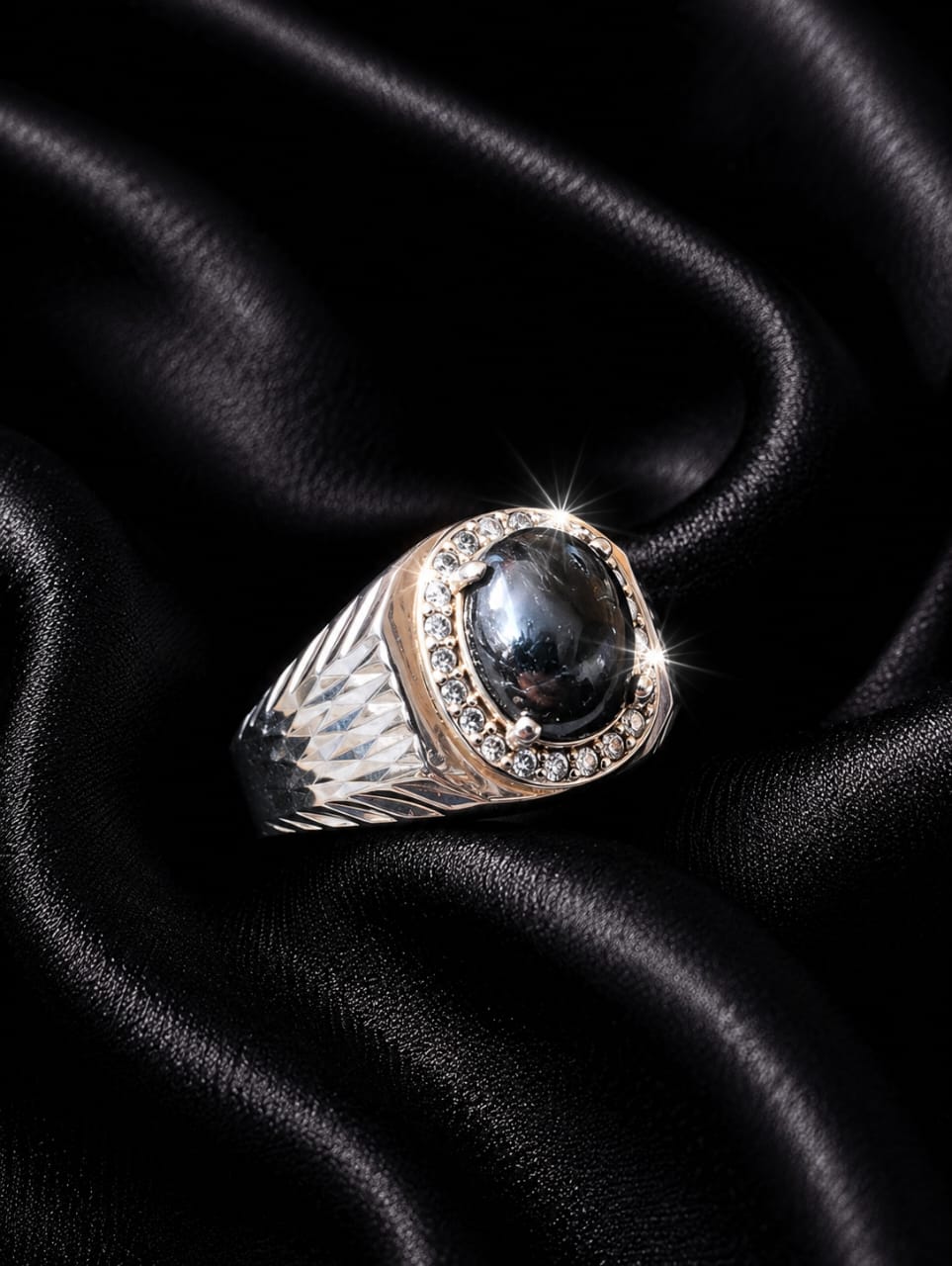 Cincin Batu Leklai